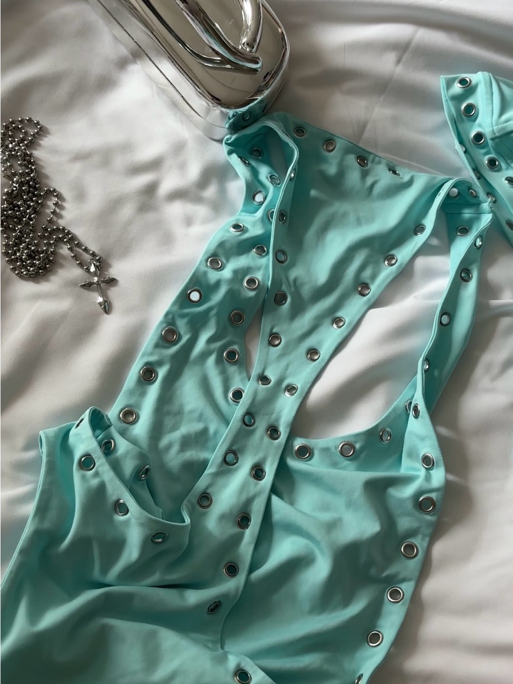 Backless Grommet Detail Womenโs Dress in Aqua